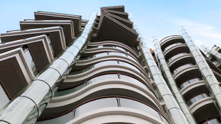 Illustration for article titled Gehry Crowns Hong Kong’s The Peak With Twisting Apartment Complex